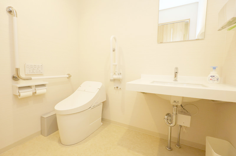 多目的トイレ